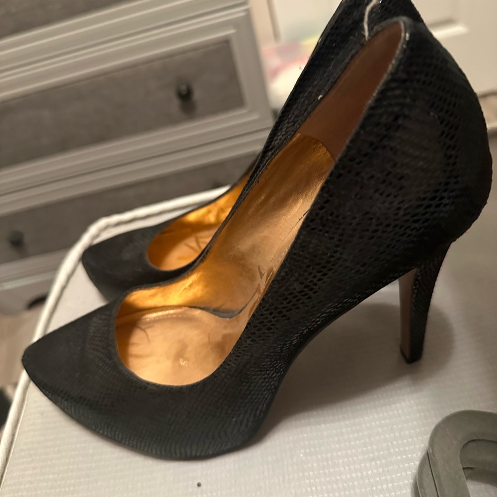 BCBGeneration Black Stiletto Heels Classic Suede Pumps
